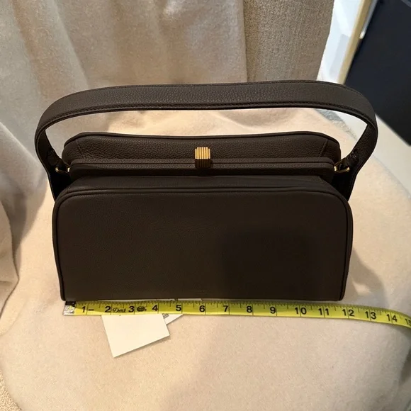 Elegant Brown Khaite Leather Shoulder Bag - Picture 3 of 13